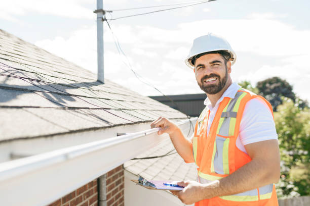 Best Roof Gutter Cleaning  in Flagtown, NJ